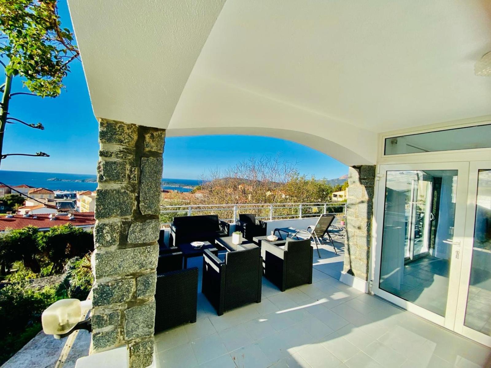 Villa Montalbo Vue Mer De 2 A 10 Personnes การ์แฌส ภายนอก รูปภาพ